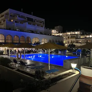 https://hotel-marysol-tenerife-los-cristianos.in-canary-islands.com